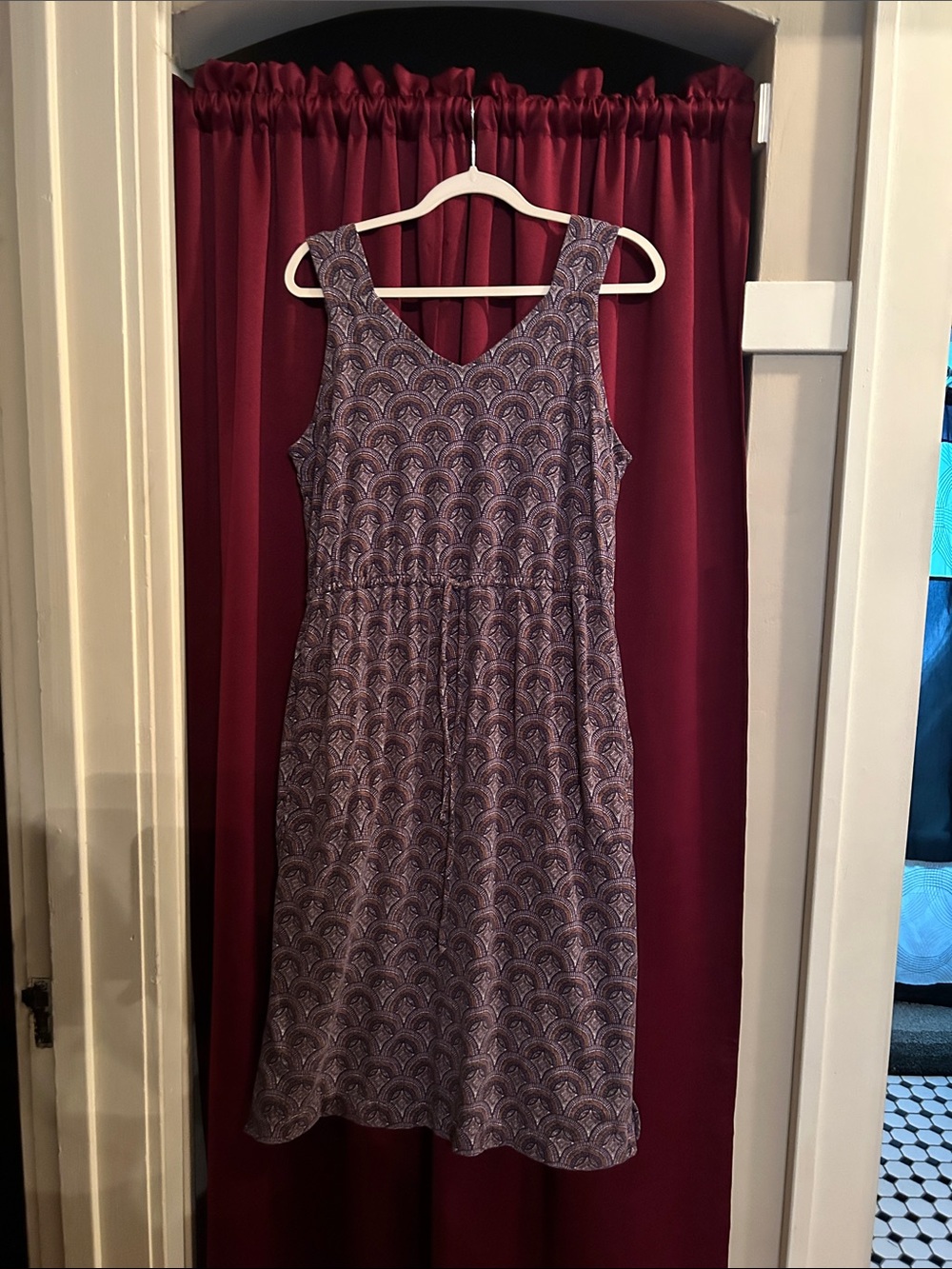 Duluth Trading Co Purple Printed Sleeveless Midi Dress